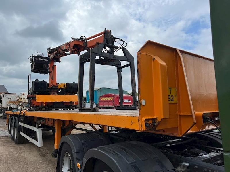 Dennison Fitted with Atlas Brick Crane 