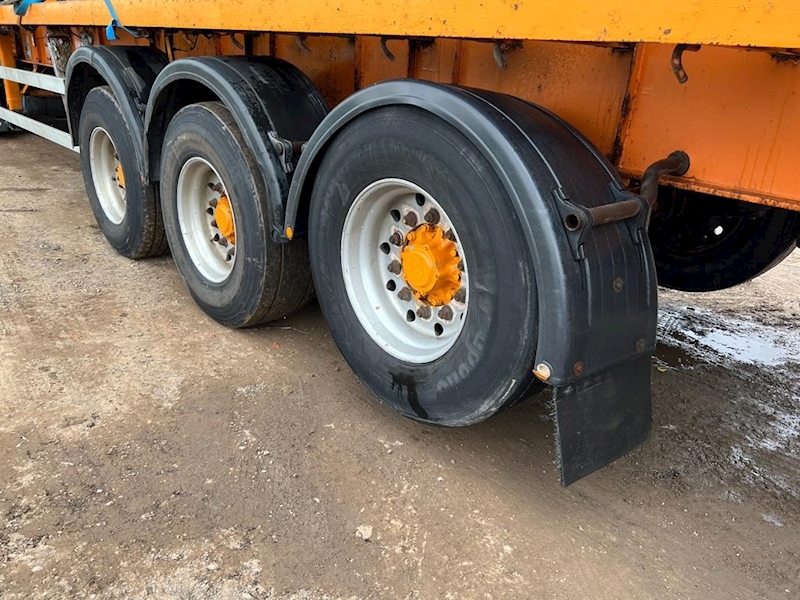 Dennison Fitted with Atlas Brick Crane 