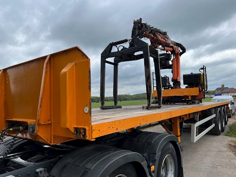 Dennison Fitted with Atlas Brick Crane 