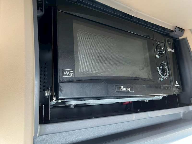 Scania 6x2 Rear Lift Tractor Unit