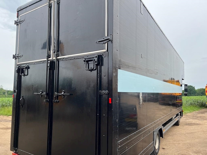 Mercedes-benz 818 Euro 6 Furniture Vans Pantechnicon 