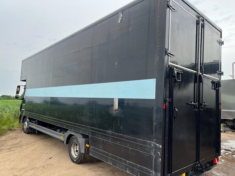 Mercedes-benz 818 Euro 6 Furniture Vans Pantechnicon 