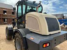 Black And White BW20T Articulated Telehandler 