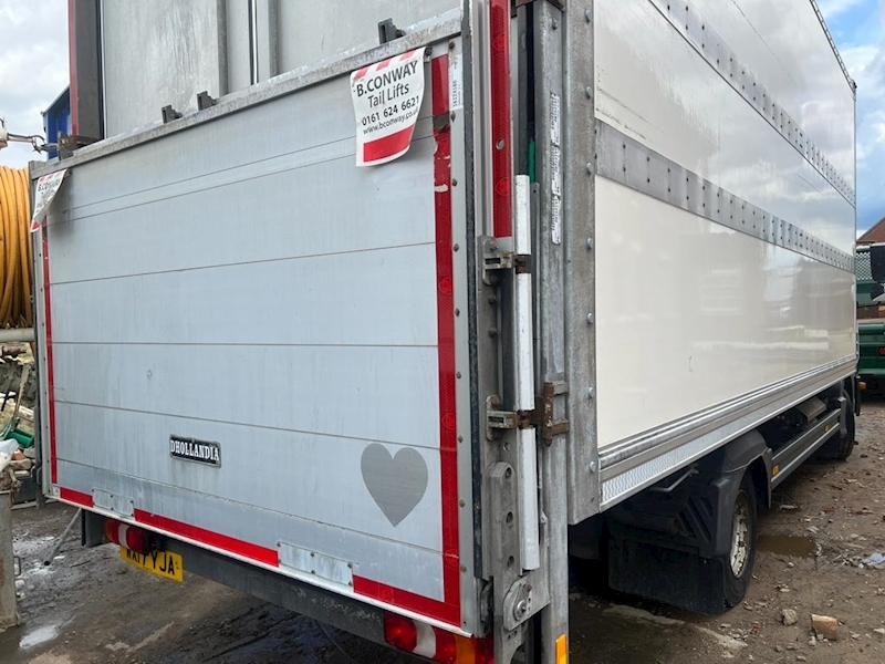 Mercedes-Benz 816 Box Van with 1.5 Ton Tail Lift