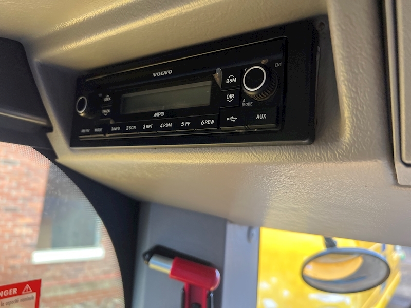 Volvo 8 Ton Tracked Excavator