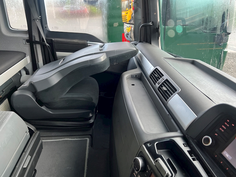 MAN 26.480 6x2 Tractor Unit