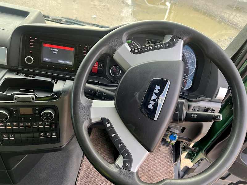 MAN 26.480 6x2 Tractor Unit