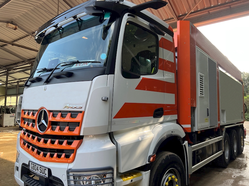 Mercedes-Benz 510 HP RSP 6 RD 8000 Suction Excavator Specialist Vehicle 