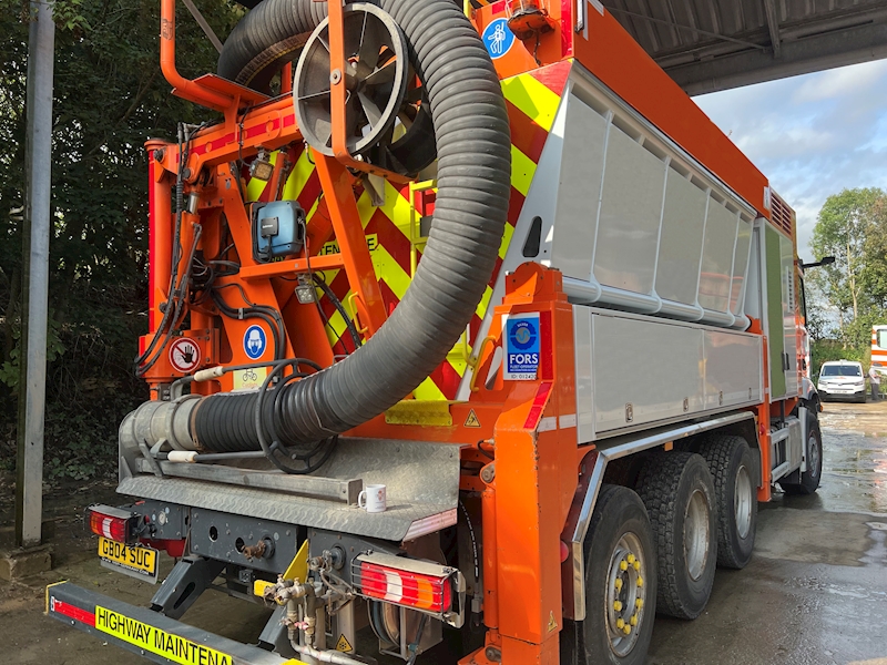 Mercedes-Benz 510 HP RSP 6 RD 8000 Suction Excavator Specialist Vehicle 