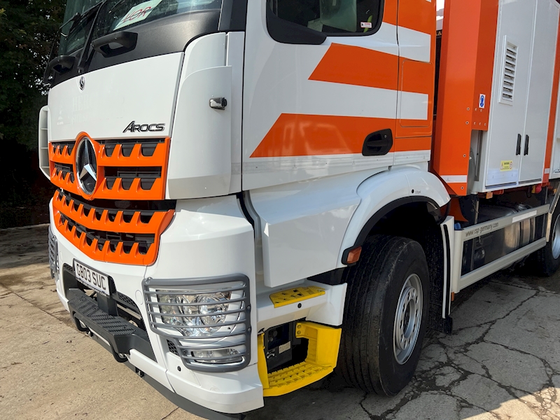 Mercedes-Benz 510 HP RSP 6 RD 8000 Suction Excavator Specialist Vehicle 