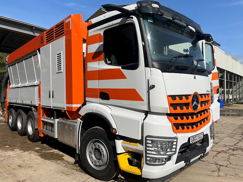 Mercedes-Benz 510 HP RSP 6 RD 8000 Suction Excavator Specialist Vehicle 