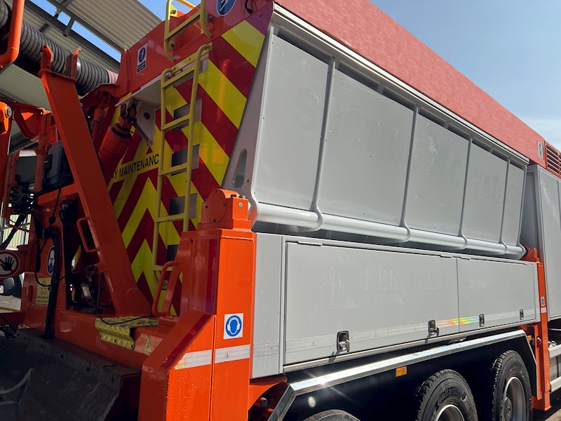 Mercedes-Benz 510 HP RSP 6 RD 8000 Suction Excavator Specialist Vehicle 