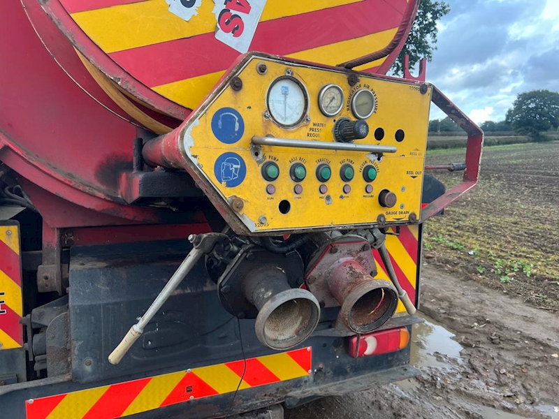 DAF 220 Whale Vac Tanker