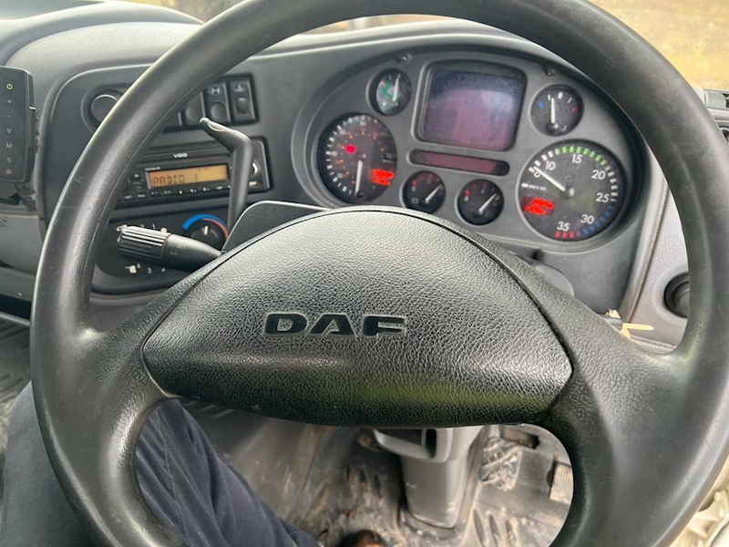 DAF 220 Whale Vac Tanker