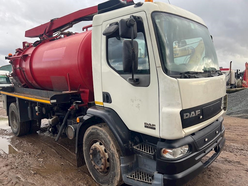 DAF 220 Whale Vac Tanker