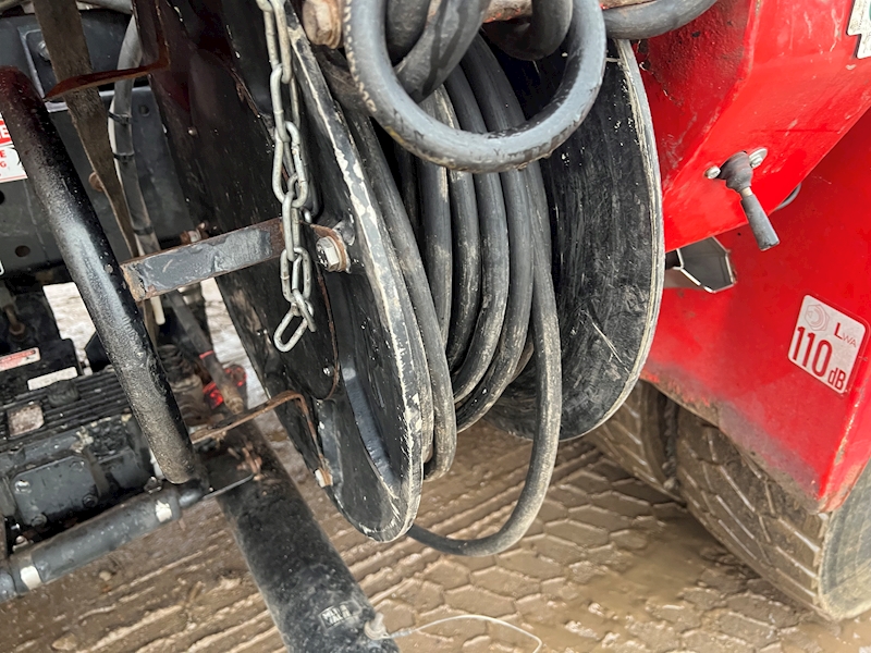 DAF 220 Fitted with Whale Vac Tanker