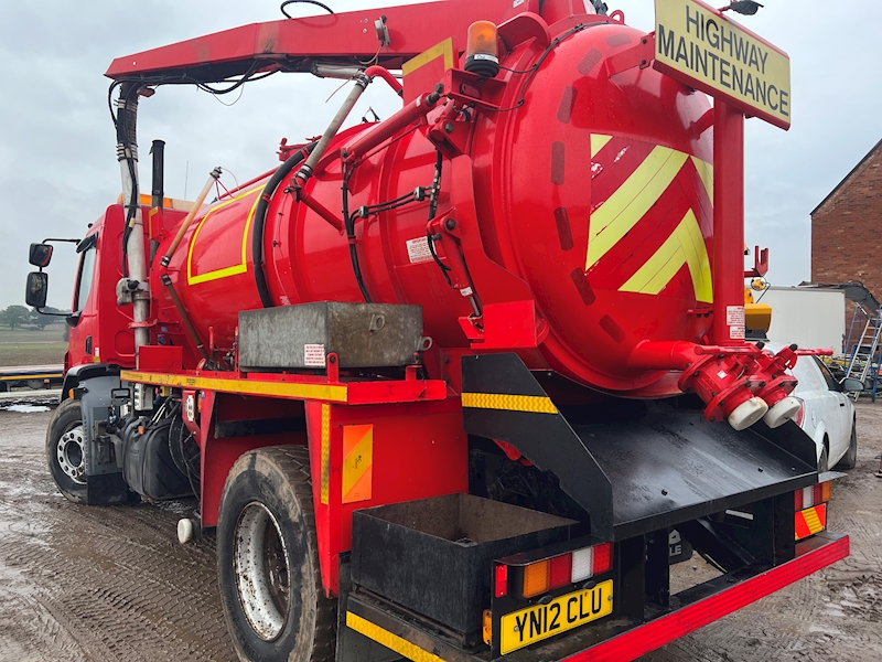 DAF 220 Fitted with Whale Vac Tanker