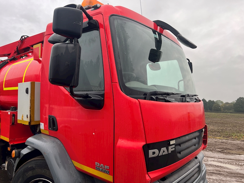 DAF 220 Fitted with Whale Vac Tanker