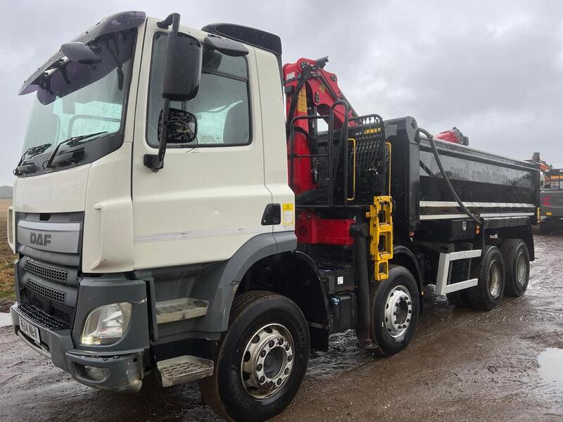 DAF 440 FAD Tipper Grab