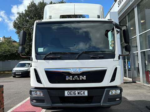 MAN TGL 12.220 4x2 BB Day - U243