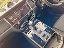 Porsche Macan T Pdk 