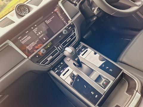T Pdk 2.0 5dr Estate Semi Auto Petrol