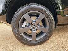 Land Rover Defender 110 D300 MHEV X-Dynamic HSE 