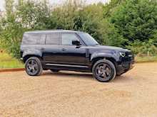 Land Rover Defender 110 D300 MHEV X-Dynamic HSE 
