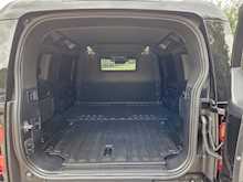 Land Rover Defender 110 D300 MHEV X-Dynamic HSE 