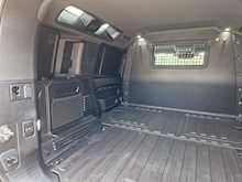 Land Rover Defender 110 D300 MHEV X-Dynamic HSE 