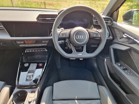 2.5 TFSI Carbon Black S tronic Quattro 5dr Sportback Petrol Euro 6