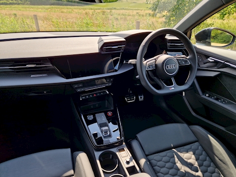 2.5 TFSI Carbon Black S tronic Quattro 5dr Sportback Petrol Euro 6