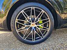 Porsche Cayenne V6 E-Hybrid 