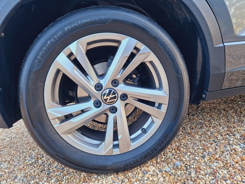 2.0 TDI R-Line SUV 5dr Diesel DSG 2WD Euro 6 (s/s) (150 ps)