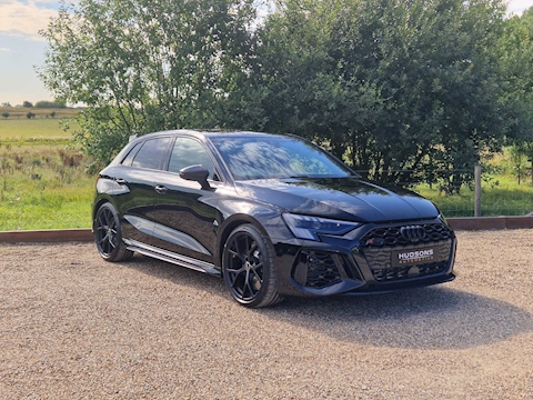 RS3 2.5 TFSI Carbon Black Sportback S Tronic quattro Euro 6 (s/s) 5dr