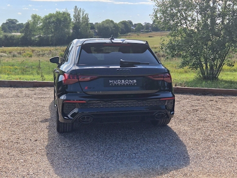 RS3 2.5 TFSI Carbon Black Sportback S Tronic quattro Euro 6 (s/s) 5dr