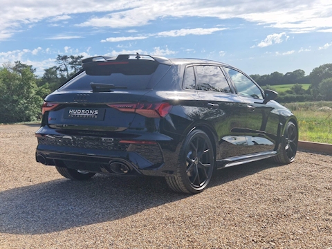 RS3 2.5 TFSI Carbon Black Sportback S Tronic quattro Euro 6 (s/s) 5dr