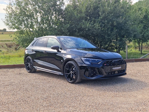 RS3 2.5 TFSI Carbon Black Sportback S Tronic quattro Euro 6 (s/s) 5dr