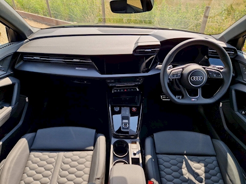 RS3 2.5 TFSI Carbon Black Sportback S Tronic quattro Euro 6 (s/s) 5dr