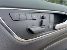 Mercedes-Benz B-Class B180 Blueefficiency Se 