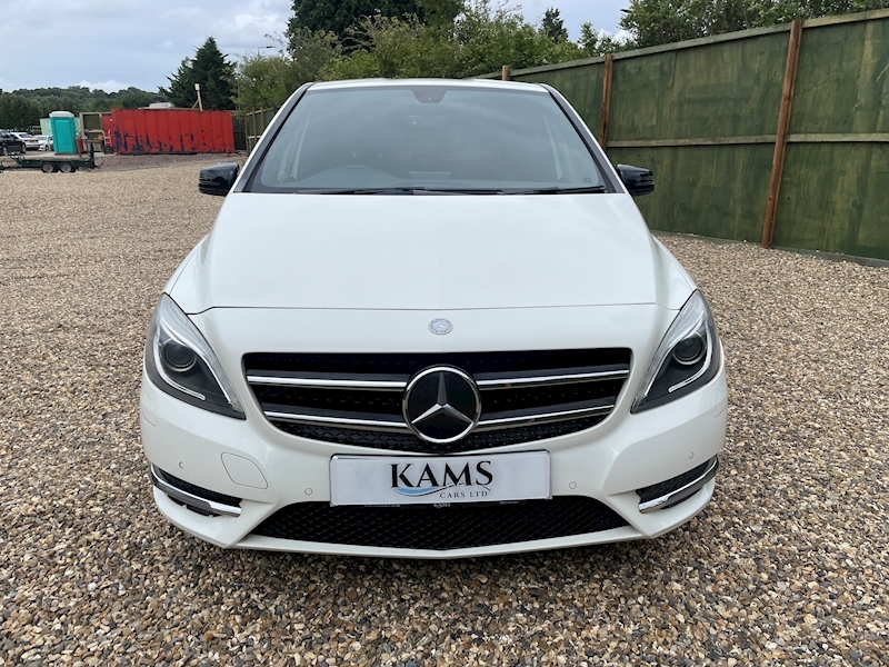Mercedes-Benz B180 Blueefficiency Se Mpv 1.6 Automatic Petrol