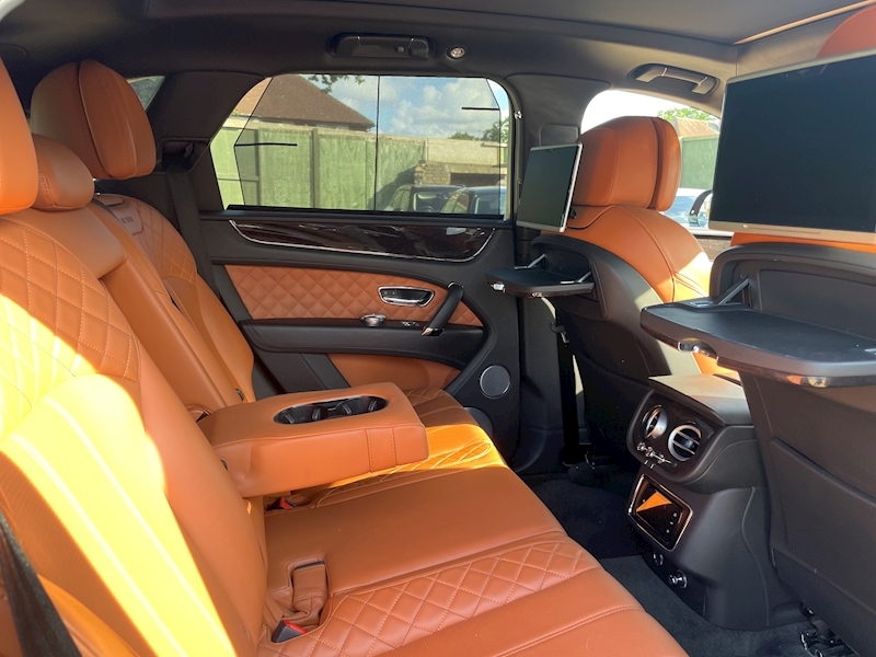 Bentley 6.0 W12 SUV 5dr Petrol Auto 4WD Euro 6 (s/s) (608 ps)