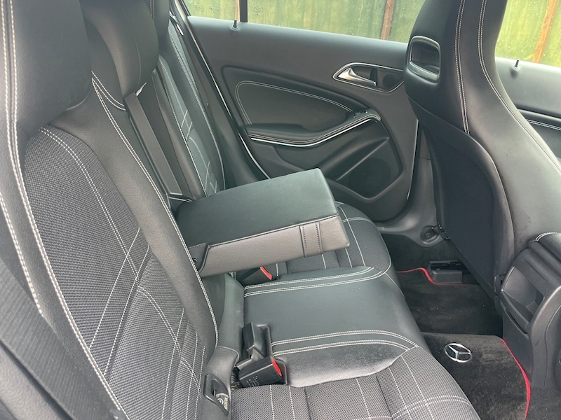 Mercedes-Benz A 180 Sport Executive 1.6 5dr Hatchback Automatic Petrol