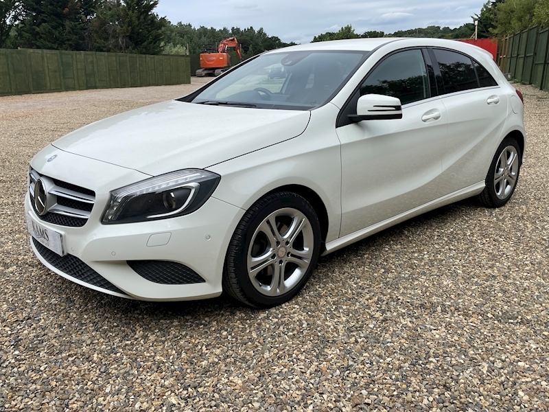 Mercedes-Benz A 180 Sport Executive 1.6 5dr Hatchback Automatic Petrol