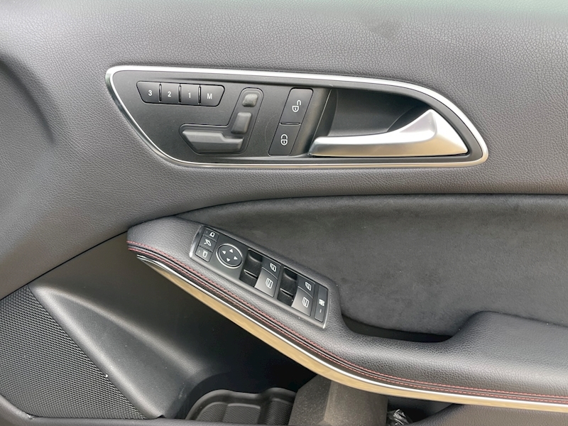 Mercedes-Benz 1.6 A180 Sport Hatchback 5dr Petrol auto Euro 6 (s/s) (122 ps)