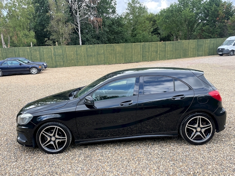 Mercedes-Benz 1.6 A180 Sport Hatchback 5dr Petrol auto Euro 6 (s/s) (122 ps)