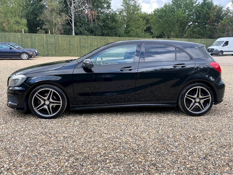 Mercedes-Benz 1.6 A180 Sport Hatchback 5dr Petrol auto Euro 6 (s/s) (122 ps)