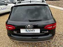 Audi A4 Allroad 2.0 TFSI Sport Estate 5dr Petrol S Tron 2.0 TFSI Sport Estate 5dr Petrol S Tronic quattro Euro 6 (s/s) (Nav) (225 ps) 