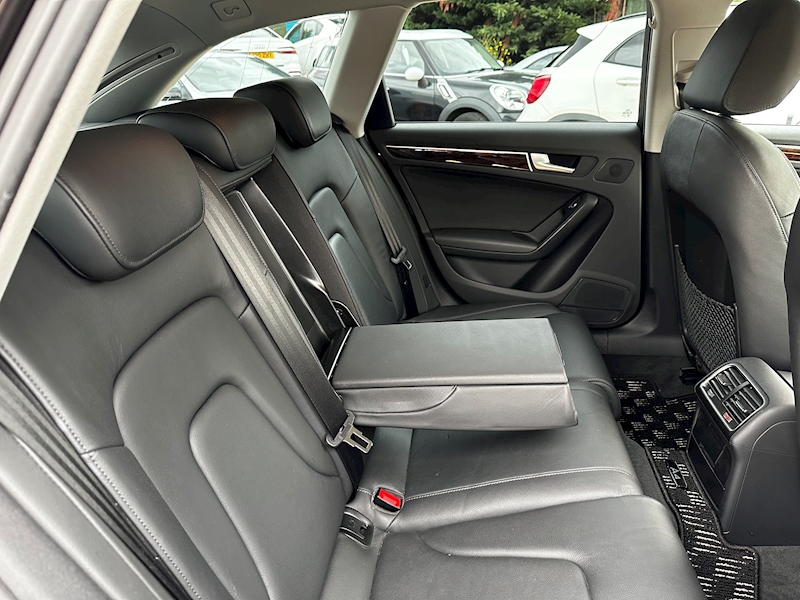 Audi 2.0 TFSI Sport Estate 5dr Petrol S Tronic quattro Euro 6 (s/s) (Nav) (225 ps) Estate 2.0 Petrol