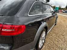 Audi A4 Allroad 2.0 TFSI Sport Estate 5dr Petrol S Tron 2.0 TFSI Sport Estate 5dr Petrol S Tronic quattro Euro 6 (s/s) (Nav) (225 ps) 